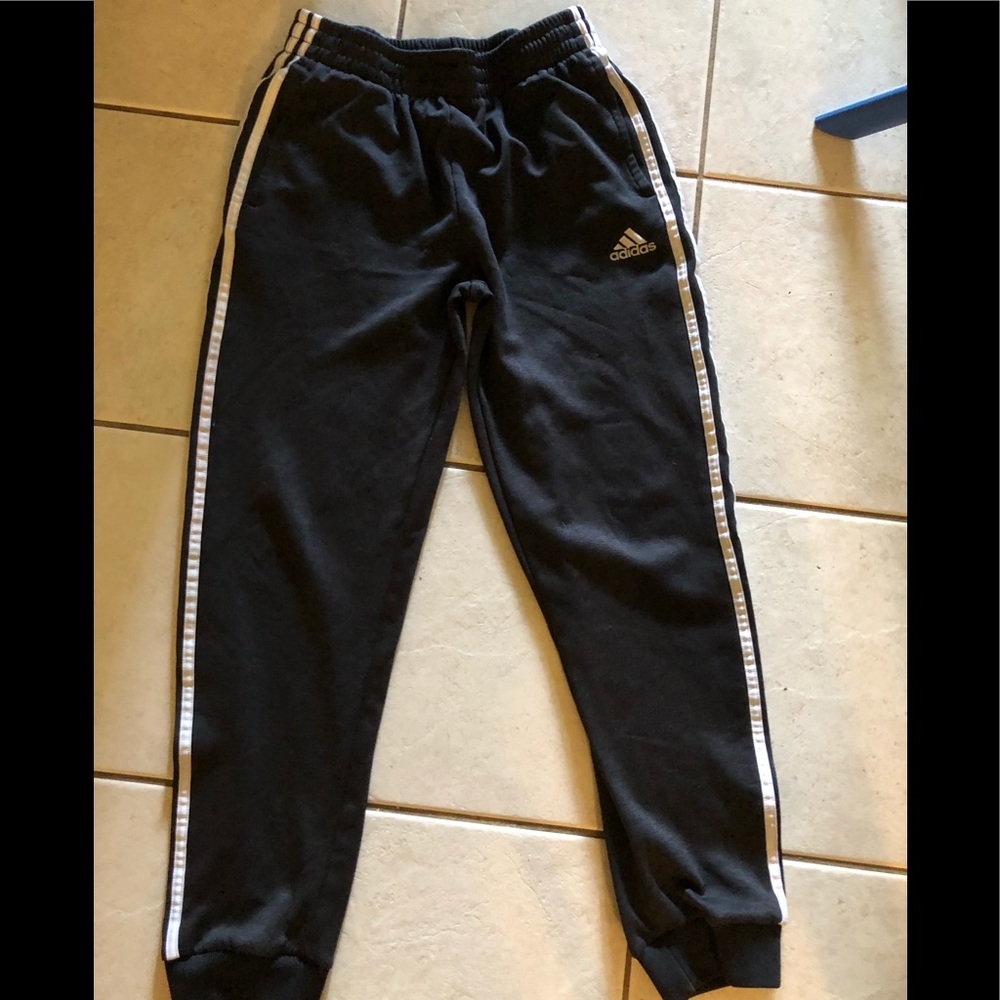 Adidas sweat